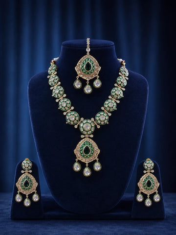 Majestic Green Meenakari Kundan Necklace Set with Matching Maang Tikka