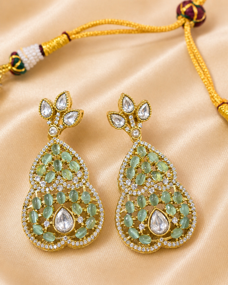 Majestic Emerald Green Kundan Necklace Set with Polki Accents