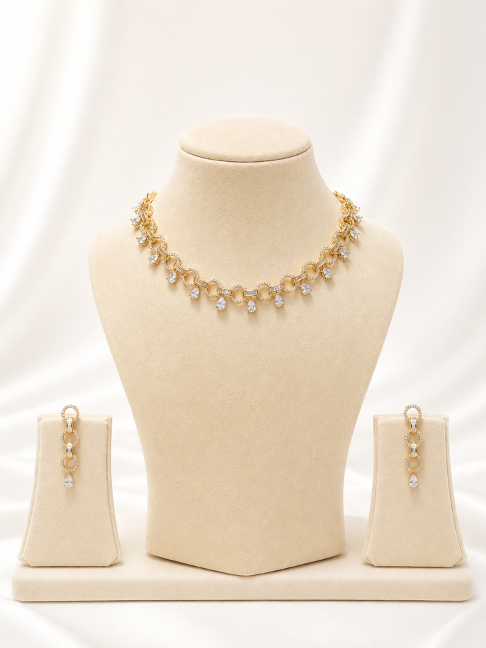 Exquisite Gold-Plated Circular Link Necklace with Shimmering Pear Drops
